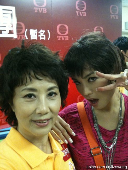 《居家兵团》剧照第5张图片